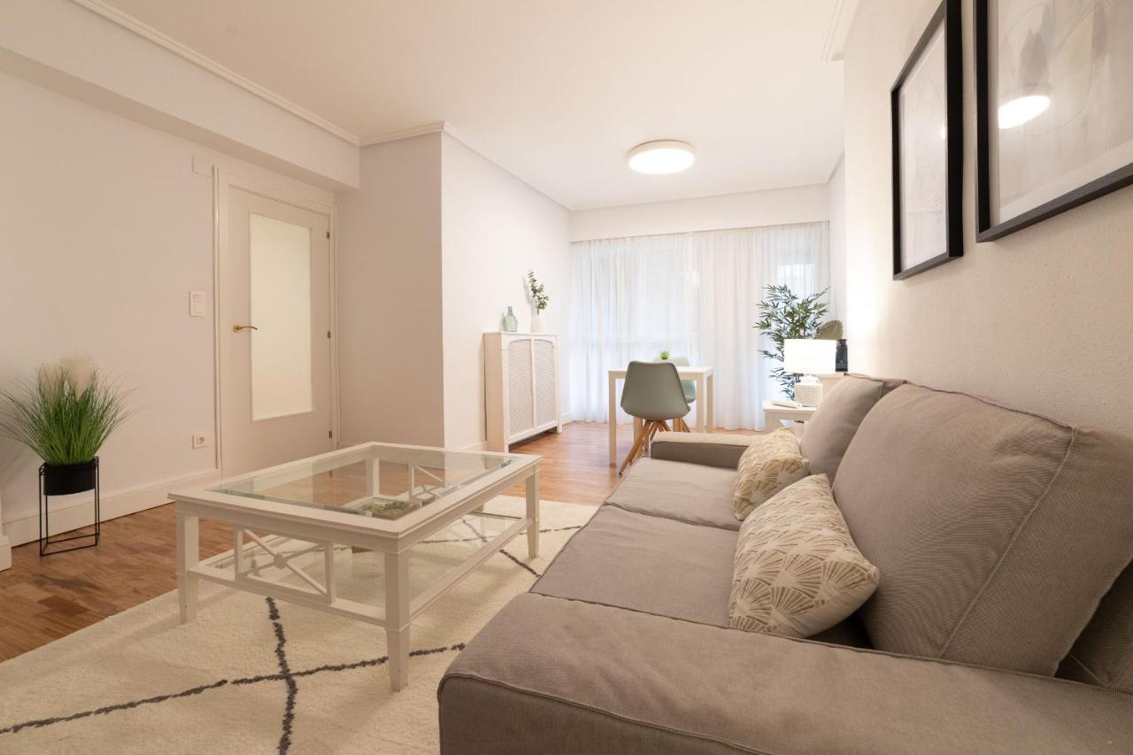 Cute And Comfy Apartment By Cisan Rentals Сан Себастиан Екстериор снимка