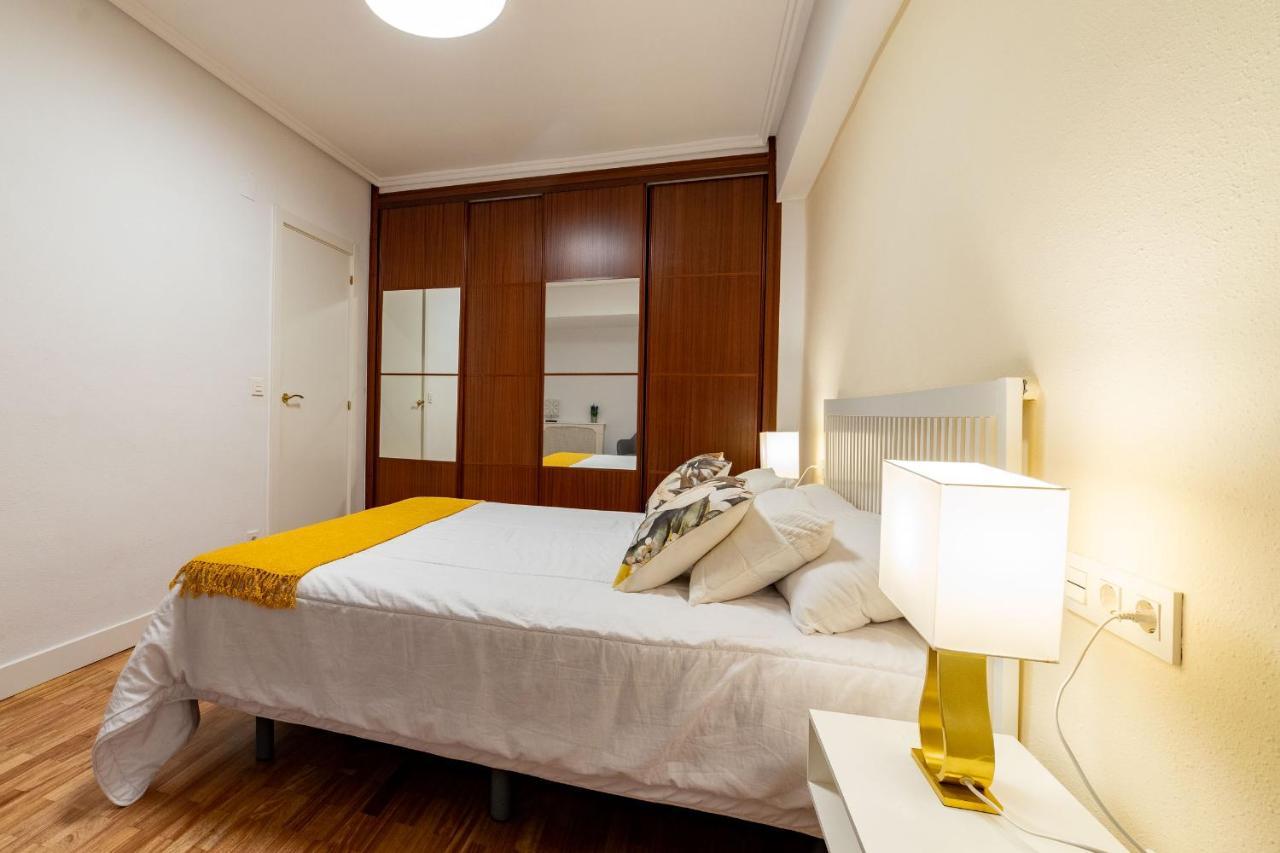 Cute And Comfy Apartment By Cisan Rentals Сан Себастиан Екстериор снимка